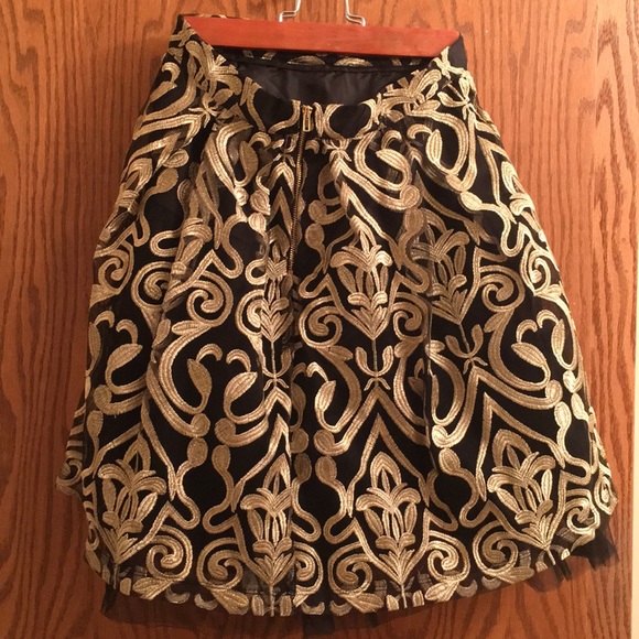 Romeo + Juliet black, gold embroidered skirt - Picture 2 of 5